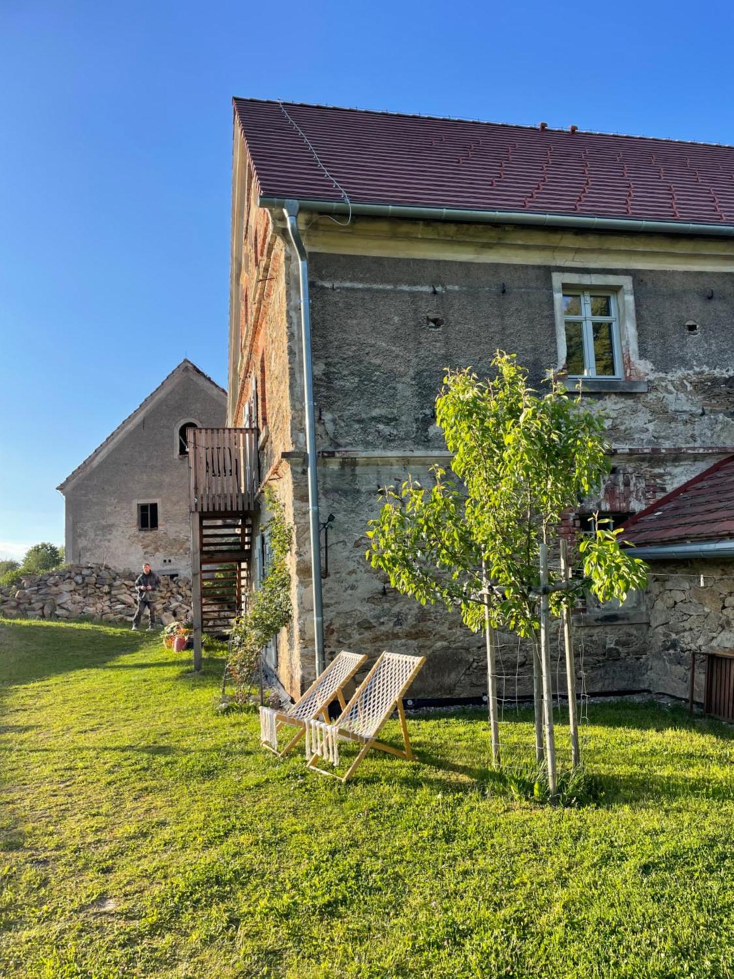 Dom Piwowara Hotel Leśna Exterior foto